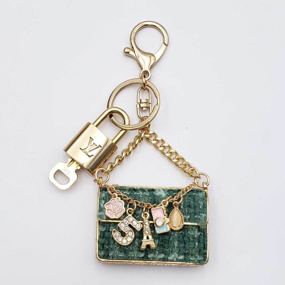 Louis Vuitton Gold Lock 🔒 Authentic LV Key + Unbranded Tweed Bag Charm - Picture 2 of 10